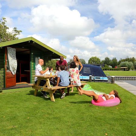 Camping Recreatiepark Aalsmeer Exterior photo